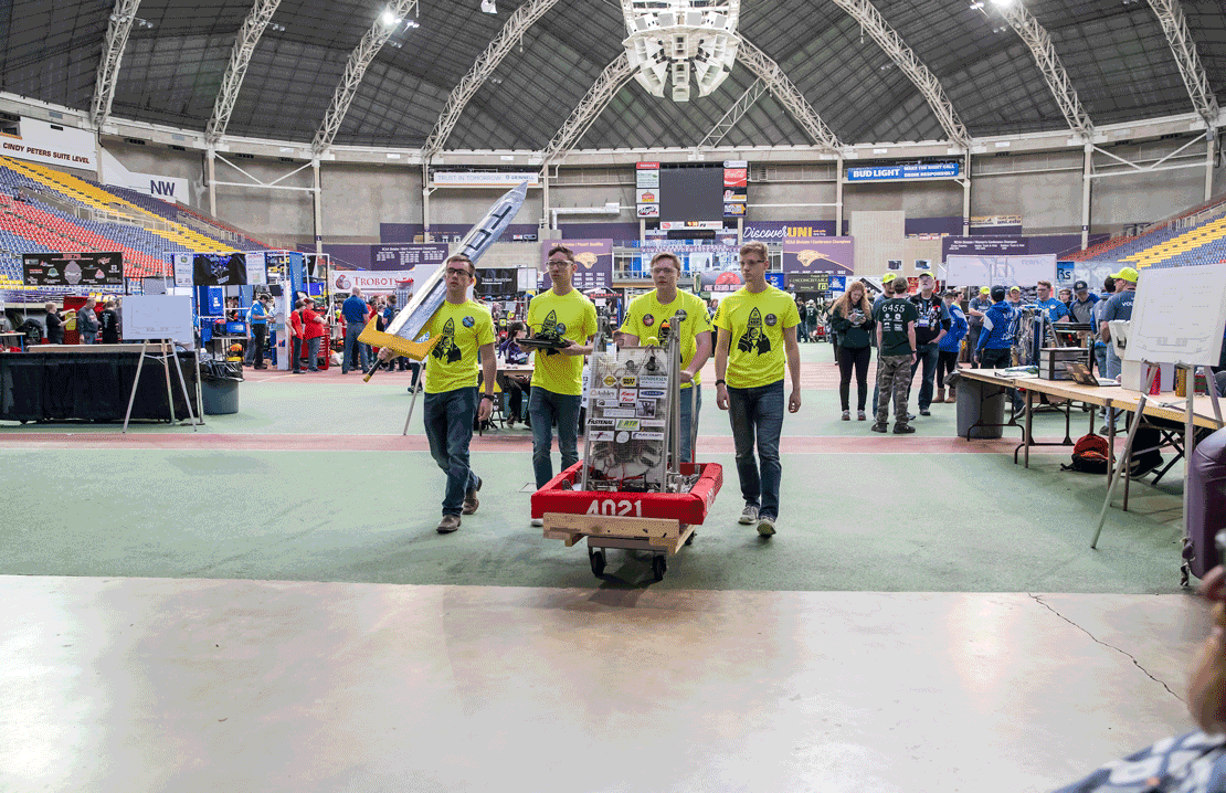 Robotics competition in the UNI-Dome.